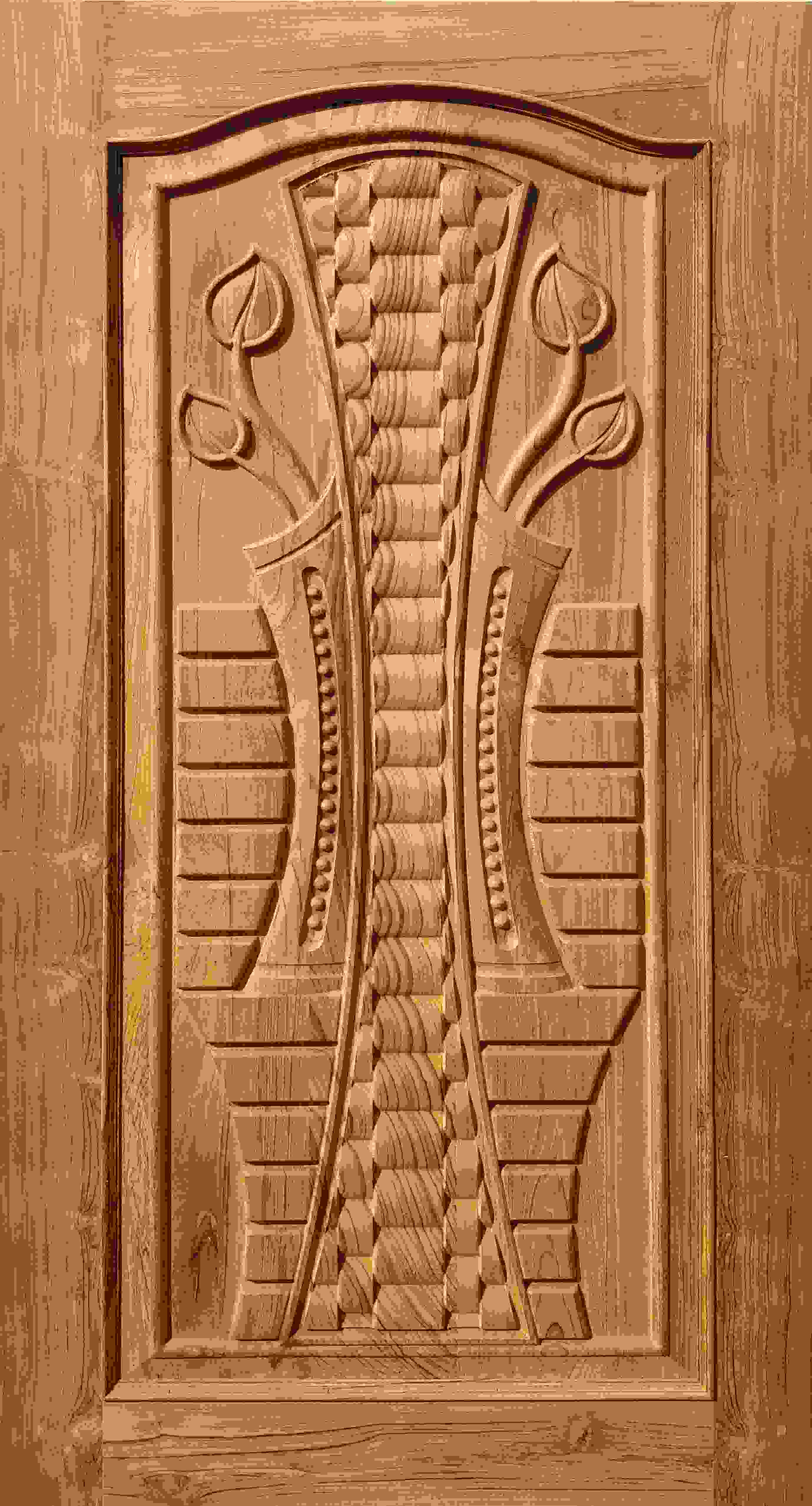 WOODEN DOOR